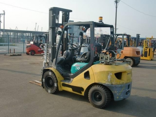 ขายฟอร์คลิฟต์ KOMUTSU  FG30T-16 ( GASOLINE / LPG ), เกียร์ AT, 4 คอนโทล , 4 งา  ,ขอบคุณผู้ไม่ประสงค์ออกนาม กทม