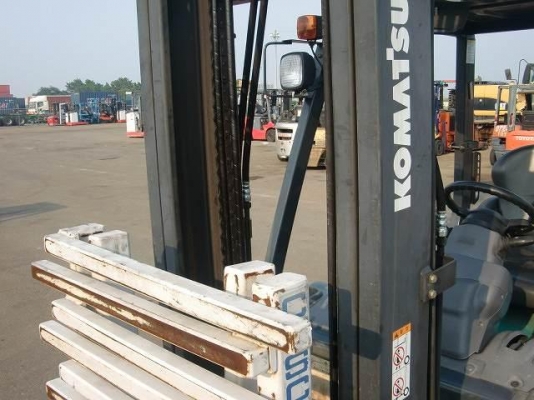 ขายฟอร์คลิฟต์ KOMUTSU FG30T-16 ( GASOLINE / LPG ), เกียร์ AT, 4 คอนโทล , 4 งา ,ขอบคุณผู้ไม่ประสงค์ออกนาม กทม ขายฟอร์คลิฟต์ KOMUTSU FG30T-16 ( GASOLINE / LPG ), เกียร์ AT, 4 คอนโทล , 4 งา ,ขอบคุณผู้ไม่ประสงค์ออกนาม กทม