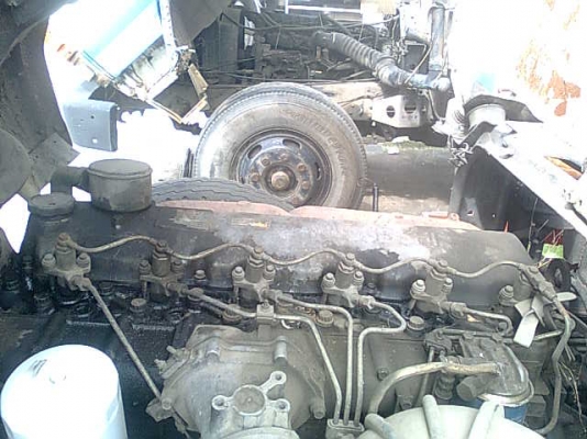 ต้องการขาย / รถ 10 ล้อ 1 เพลา / MITSU FN 215 K ( 195 แรง )