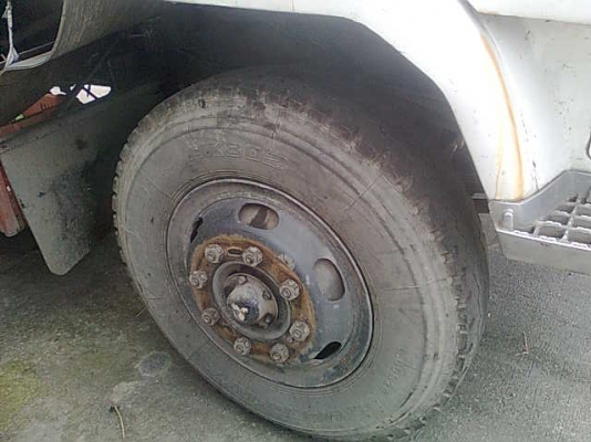 ต้องการขาย / รถ 10 ล้อ 1 เพลา / MITSU FN 215 K ( 195 แรง )