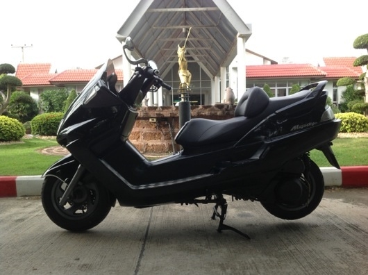 Yamaha majesty 250 ประกอบใหม่ ลดราคา ด่วน