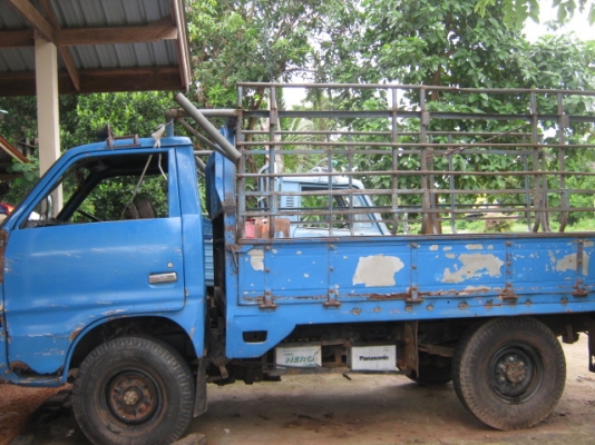 สี่ล้อกลาง อิซูซุ 85 แรง พร้อมใช้ 0836613829 สี่ล้อกลาง อิซูซุ 85 แรง พร้อมใช้ 0836613829