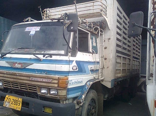 ต้องการขาย / รถ 10 ล้อ 1 เพลา / HINO F17 ( FL177 LA )