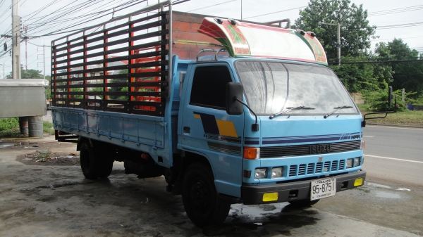 ISUZU NPR 115 ยาว 5 เมตร. ดาวน์65000 ผ่อน11770/48เดือน ISUZU NPR 115 ยาว 5 เมตร. ดาวน์65000 ผ่อน11770/48เดือน