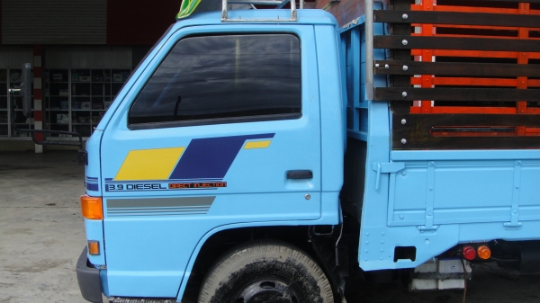 ISUZU NPR 115 ยาว 5 เมตร. ดาวน์65000 ผ่อน11770/48เดือน ISUZU NPR 115 ยาว 5 เมตร. ดาวน์65000 ผ่อน11770/48เดือน