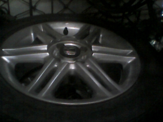 ขายแม็กซ์ขอบ15พร้อมยางmaxxisปี2010(4รู100) ขายแม็กซ์ขอบ15พร้อมยางmaxxisปี2010(4รู100)