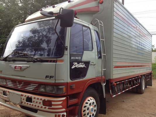 ขาย FF3H ตู้แห้ง เครื่อง H07D 195แรง ตู้แห้ง 7.2เมตร รถสวยมากๆ เจ้าของมือเดียวใช้มาดี ไม่มีผุ ไม่มีเฉี่ยวชน ตามรูป