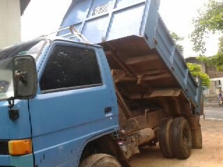 หกล้อดั้ม isuzu NPR ประกอบ ช่วงล้างใหญ่ Fหน้า -หลัง POWER เกียร์ร็อก สภาพพร้อมลุย