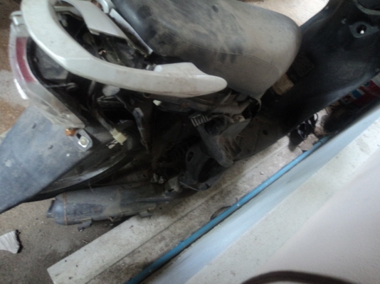 ขายซาก YAMAHA MIO 115 พร้อมเล่มทะเบียนและเอกสารการโอน ภาษีขาด ราคา 5000.-