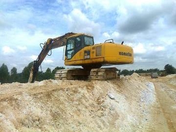 KOMATSU PC200-7 รถพร้อมใช้งาน มีทะเบียน.รถสวยจาก นครสวรรค์.