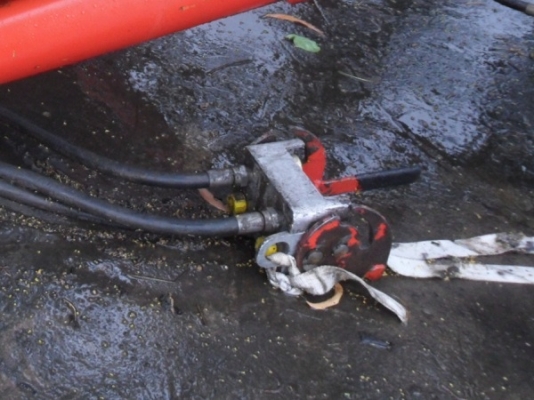 ขาย เฮียสุชาติ..จ.พิจิตร ส่งรถมารับแล้วครับ ชุดตักหน้ารถไถฟอร์ด ยี่ห้อMAILLEUX  MX40-85 ลูกค้ามาทางไกล บริการ24ชม.ครับ