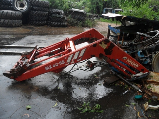 ขาย เฮียสุชาติ..จ.พิจิตร ส่งรถมารับแล้วครับ ชุดตักหน้ารถไถฟอร์ด ยี่ห้อMAILLEUX  MX40-85 ลูกค้ามาทางไกล บริการ24ชม.ครับ