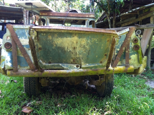 จิ๊บ แลนโลเวอร์ จิ๊บ แลนโลเวอร์