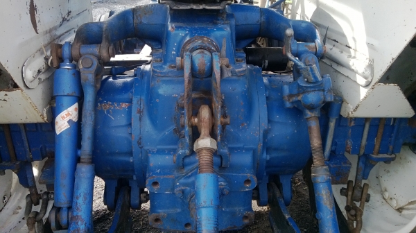 ขาย FORD 6600 สภาพดี พร้อมใช้ ขาย FORD 6600 สภาพดี พร้อมใช้