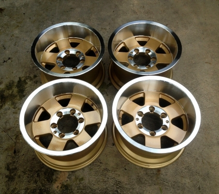 ขายล้อ Adventure Japan Style ขอบ 15x8.5 ET-27 6/139.7 ออฟลึก 4 นิ้ว สภาพสวยมาก