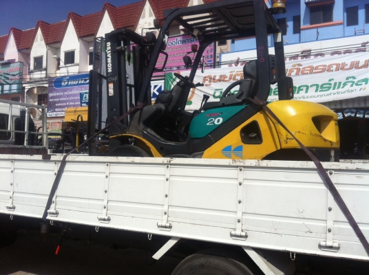 ขายฟอร์คลิฟต์ KOMUTSU FG20-16 ( SPECS JAPAN )  เสา 3 M  , เกียร์ MT  สภาพสวยครับ ใช้งานมาน้อย 5000 กว่า ช.ม  ++ เดิมแท้จากญี่ปุ่น