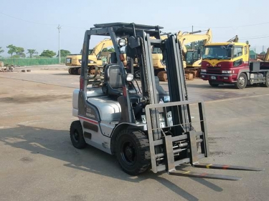 ขายฟอร์คลิฟต์ NISSAN PL02 2TON  AT ประหยัดน้ำมันที่สุด ด้วยเครื่องยนต์หัวฉีดรุ่นใหม่ล่าสุด!!!++ ( GASOLINE / LPG ), เกียร์ AT, 3 คอนโทล  ,SIDE SHIFT เสา 3 M ,( SPECS JAPAN ) สภาพพร้อมใช้งาน  เดิมแท้จากญี่ปุ่น