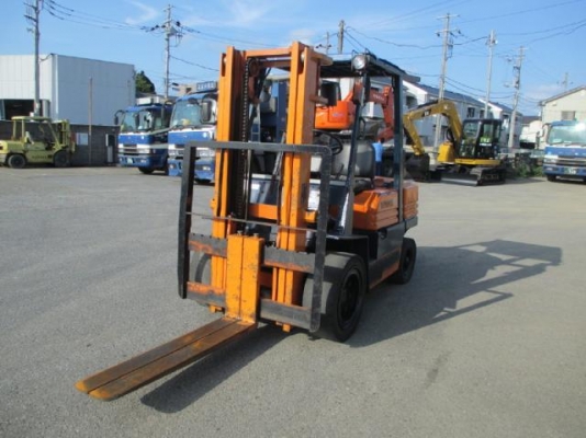 ขายฟอร์คลิฟต์ TOYOTA 5FG30  3 TON เกียร์ MT, เสาสูง 3 M  ( รับประกันเครื่องยนต์และระบบ 6 เดือน ) สภาพพร้อมใช้งาน ++ เดิมแท้จากญี่ปุ่น   สีเดิมและตัวถังสภาพเดิมจากญี่ปุ่น