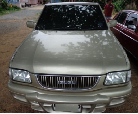 ขายอีซุซุดราก้อนอาย 4 ประตู ขายอีซุซุดราก้อนอาย 4 ประตู