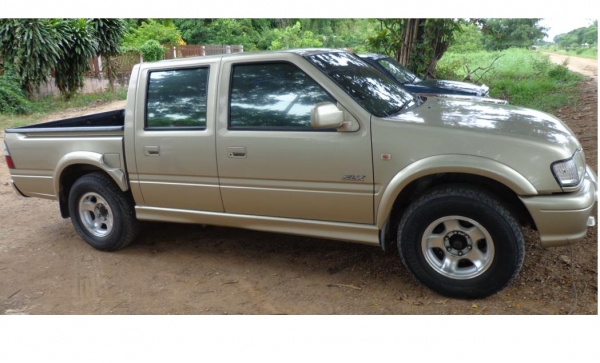 ขายอีซุซุดราก้อนอาย 4 ประตู