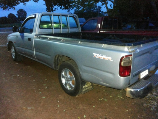 ***ขายแล้วครับขอบคุณ Truck2hand ขาย กระบะตอนเดียวTOYOTA TIGER 2.5D4D ปี46/03 เครื่องคอมมอลเรล แรงแห้งจัด ช่วงล่างแน่น คัสซีสวยเดิม รถเดิมบาง หน้า-หลังเดิม ไม่เคยชนหนัก ยางดี ล้อแม็ก พ.พาวเวอร์ แอร์ คอนโซลเต็ม ภายในดี สีมีรอยขีดข่วนบ้าง พร้อมใช้ พร้อมลุยงา