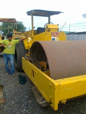 ขายรถบด SAKAI SV500 2เพลา 12ตัน เอกสารเล่มพร้อมโอน ราคาต่อรองได้ ติดต่อได้ที่คุณ อ๊อฟ พิจิตร 086-737-9991