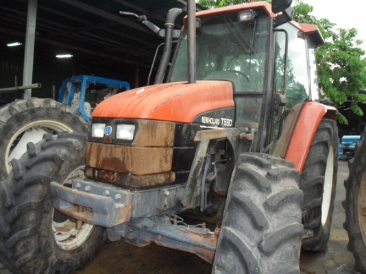 ขายแล้วรถไถฟอร์ด TS90 NEW HOLLAND เครื่องดี เกียร์24X24 ท้ายธรรมดา สีใหม่ สภาพสวยภายในสวยครบๆ