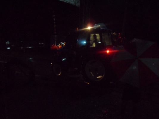 ขายแล้วรถไถฟอร์ด TS90 NEW HOLLAND เครื่องดี เกียร์24X24 ท้ายธรรมดา สีใหม่ สภาพสวยภายในสวยครบๆ