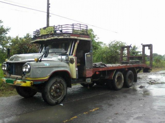 ขายด่วน รถเทรเลอร์ขึ้นรถเกี่ยว เพลาเดียวไม่มีทะเบียน เครื่อง 165 ราคาต่อรองได้นิดหน่อย