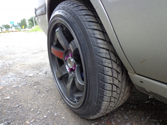 ขายแม็กพร้อมยาง