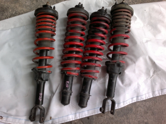 ขายโช๊ค civic ek S04 สปริงแดง ถูกๆ กทม.