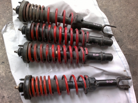 ขายโช๊ค civic ek S04 สปริงแดง ถูกๆ กทม.