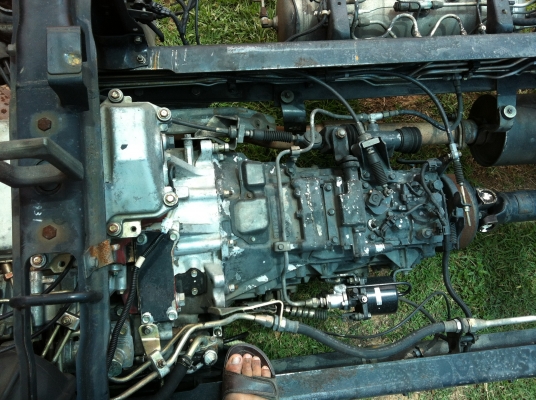 ขาย6ล้อฮีโน่220แรง