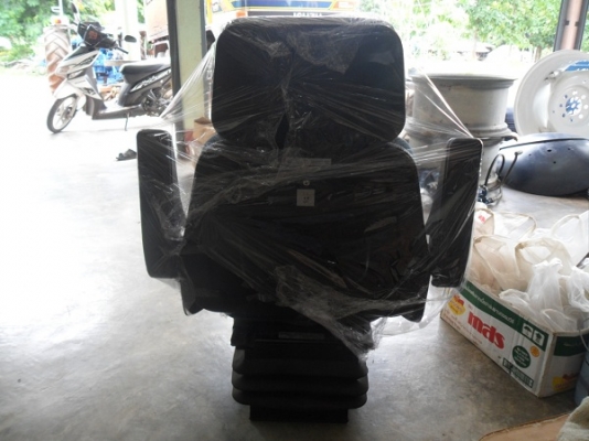 ขายแล้วครับ เบาะใส่รถไถฟอร์ดได้ทุกรุ่น นั่งกระชับมีท้าวแขนขับสบาย มีเข็มขัดนิรภัยมาด้วย สภาพใหม่มากๆ ตัวละ8,500บาท.