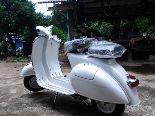 ขาย Vespa 64 สีขาวมุก เครื่องซุปเปอร์ ราคา 39999 บาท