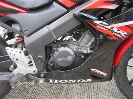 ยังไงก็ขาย CBR150Rปี51ไมเหลืง รถบ้านชุดโอนครบ