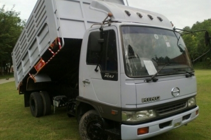 ขายหกล้อดัมพ์ HINO FC4J ปี44 เครื่อง 145 แรง กระบะยาว 4.20 x 2.30 เมตร กุตระแกรงเหล็ก ซัซซี่สวย ยางดี แอร์เย็น ใช้น้อย 930,000