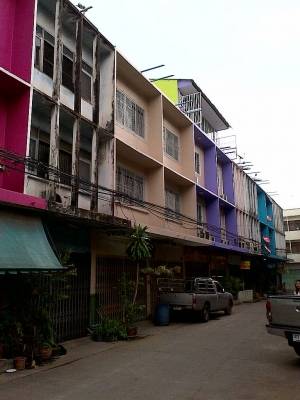 ขายตึกแถว 3 ชั้น ใกล้อิมพีเรียลสำโรง ขายตึกแถว 3 ชั้น ใกล้อิมพีเรียลสำโรง