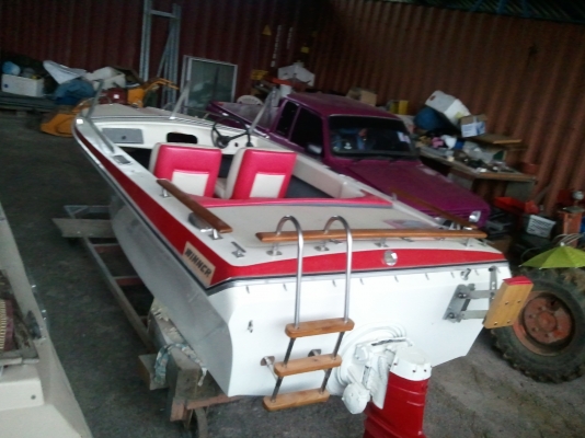 ขายด่วนเรือเร็ว  4เมตร* 2, 5 เมตร