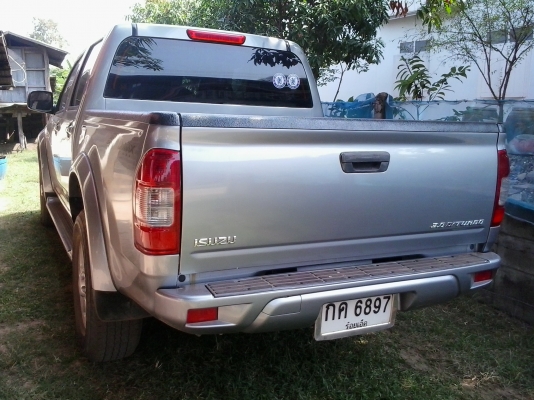 ขายอีซูซุดีแม็คเครื่อง3000ซีๆปี47ราคา 50000 บาท ขายดาวครับ