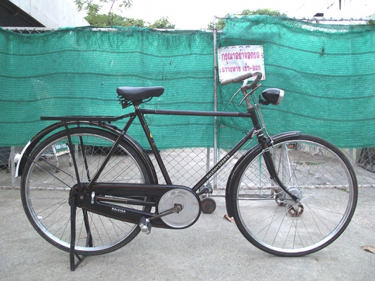 ขายจักรยานอังกฤษ ราเลห์ ชาย 28 สภาพสวยปั่นแล้วร่างกายแข็งแรงคลายหนาวก็ดีครับมีรูปครับผม