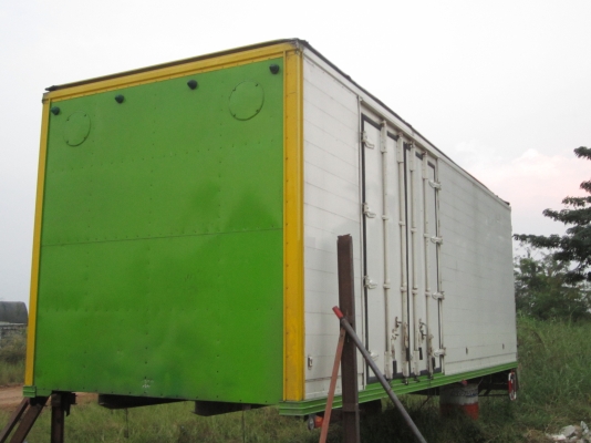 ตู้แห้งปีเนียม3บานสภาพสวยพร้อมใช้7,20เมตร