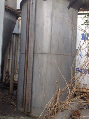 ขาย ถังสเเตนเลสพร้อมใบกวน ขนาด 2,000 ลิตร สภาพสวยๆ