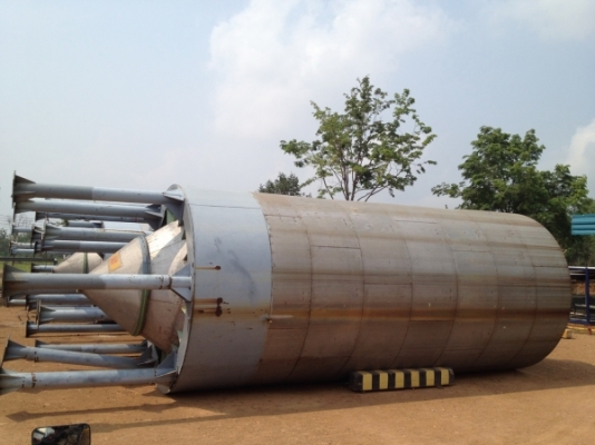 ขาย ถังไซโลสแตนเลส Dia 4.30x8 H ครับ สวยๆเหลือ 3 ใบเท่านั้นครับ....