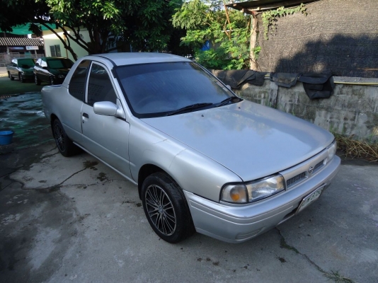 ขาย Nissan nv สภาพสวยๆ ติดแก็ส lpg ราคา 99,000 บาท +++++++++