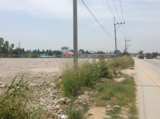 ขาย ที่ดินใกล้ นิคมฯปิ่นทอง-แหลมฉบัง 8 ไร่ 2 งาน 23 ตารางวา....