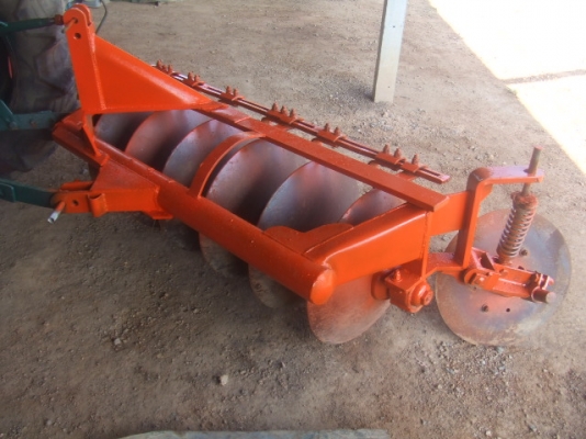 ขายผาน 6   ใบเต็มๆ ของ HUI  ผลิต  ใช้งานได้เลยครับ