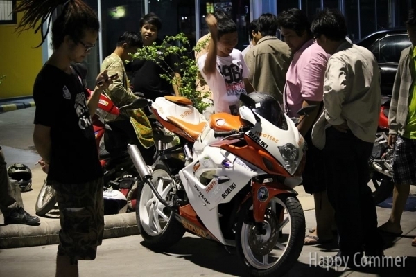 ขายแฟริ้งแต่ง Gsxr1000 และ cbr1000 ใส่ NSR,TZM,CBR,GSX,NC30,FSX,YZF,YZRอื่นๆๆ ราคานี้รวมไฟ+รวมส่ง 7500 บาท ขายแฟริ้งแต่ง Gsxr1000 และ cbr1000 ใส่ NSR,TZM,CBR,GSX,NC30,FSX,YZF,YZRอื่นๆๆ ราคานี้รวมไฟ+รวมส่ง 7500 บาท