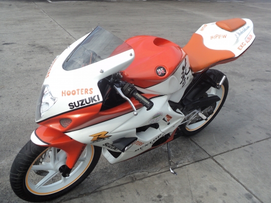 ขายแฟริ้งแต่ง cbr1000 และ Gsxr1000 ใส่ NSR,TZM,CBR,GSX,NC30,FSX,YZF,YZRอื่นๆๆ ราคานี้รวมไฟ+รวมส่ง 7500 บาท ขายแฟริ้งแต่ง cbr1000 และ Gsxr1000 ใส่ NSR,TZM,CBR,GSX,NC30,FSX,YZF,YZRอื่นๆๆ ราคานี้รวมไฟ+รวมส่ง 7500 บาท