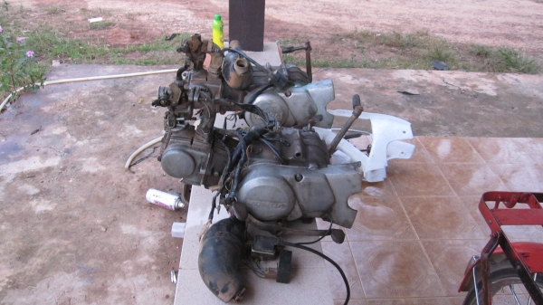 ด่วนๆๆขายๆๆเครื่องชี50ถุกๆๆครับ มียุ2เครื่อ งno-book สนเครื่องไหนว่ามาเลยครับ ช้าอดหมดก่อนครับ